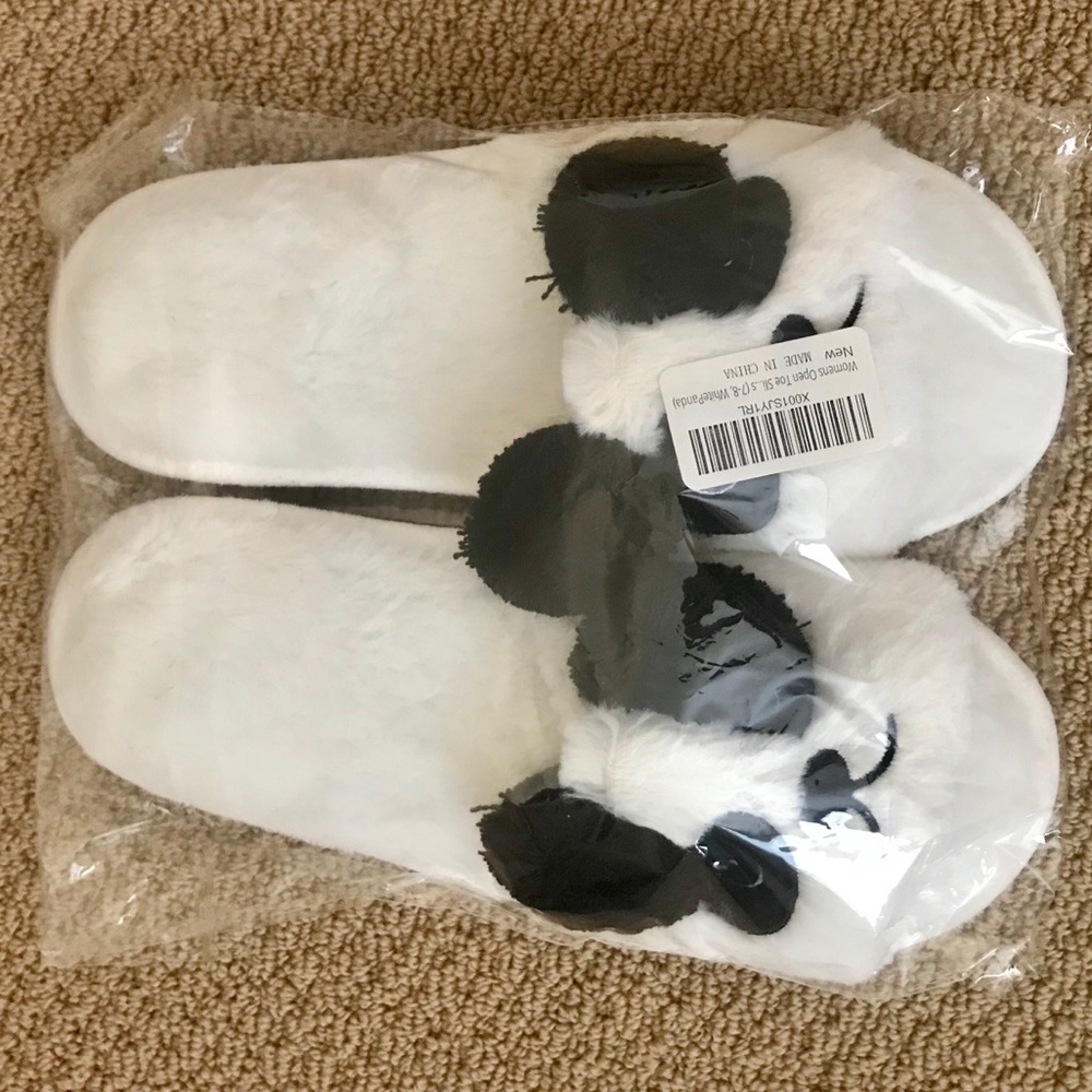 NWT Caramella Bubble Fuzzy Panda Slippers - Picture 8 of 8